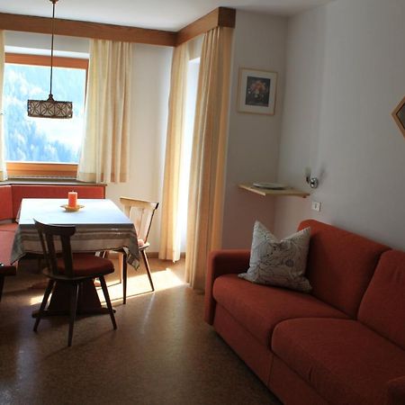 Haus Tasser San Lorenzo di Sebato Exteriör bild