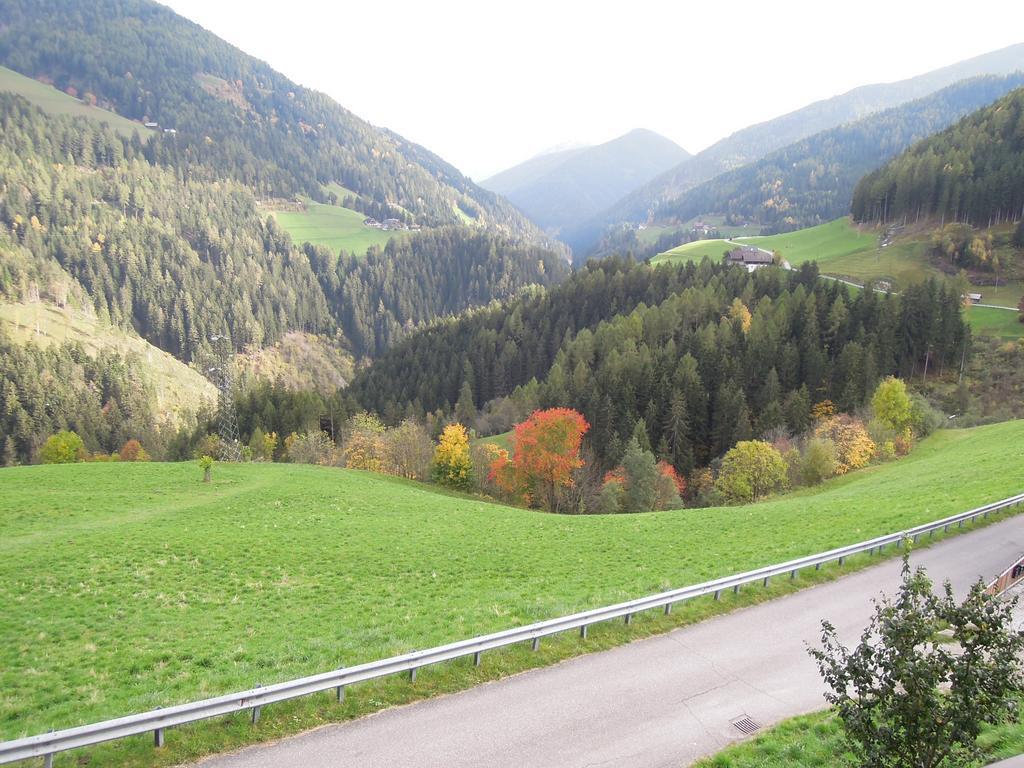 Haus Tasser San Lorenzo di Sebato Exteriör bild