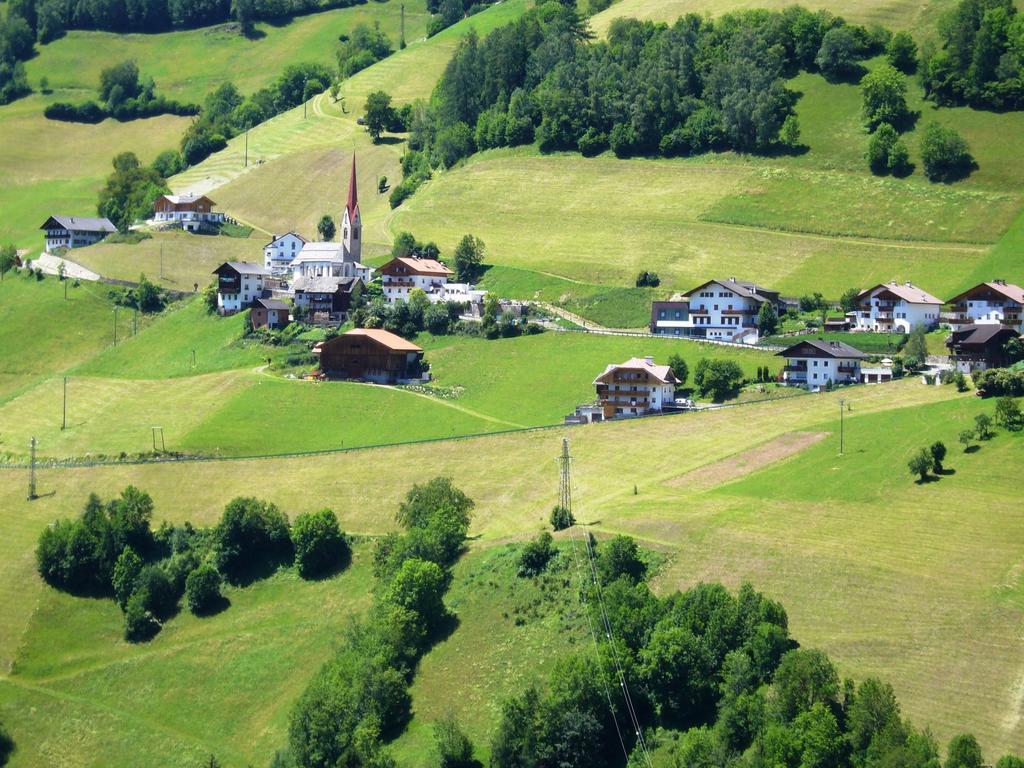 Haus Tasser San Lorenzo di Sebato Exteriör bild