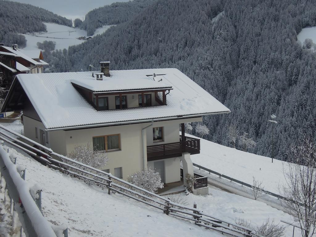 Haus Tasser San Lorenzo di Sebato Exteriör bild